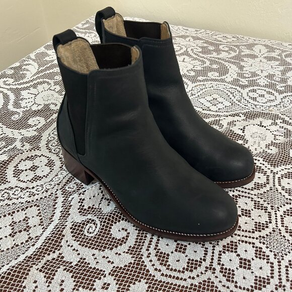 Adelante Boot Co. handmade leather Chelsea heeled boots mahogany/black size 10D - Picture 1 of 6